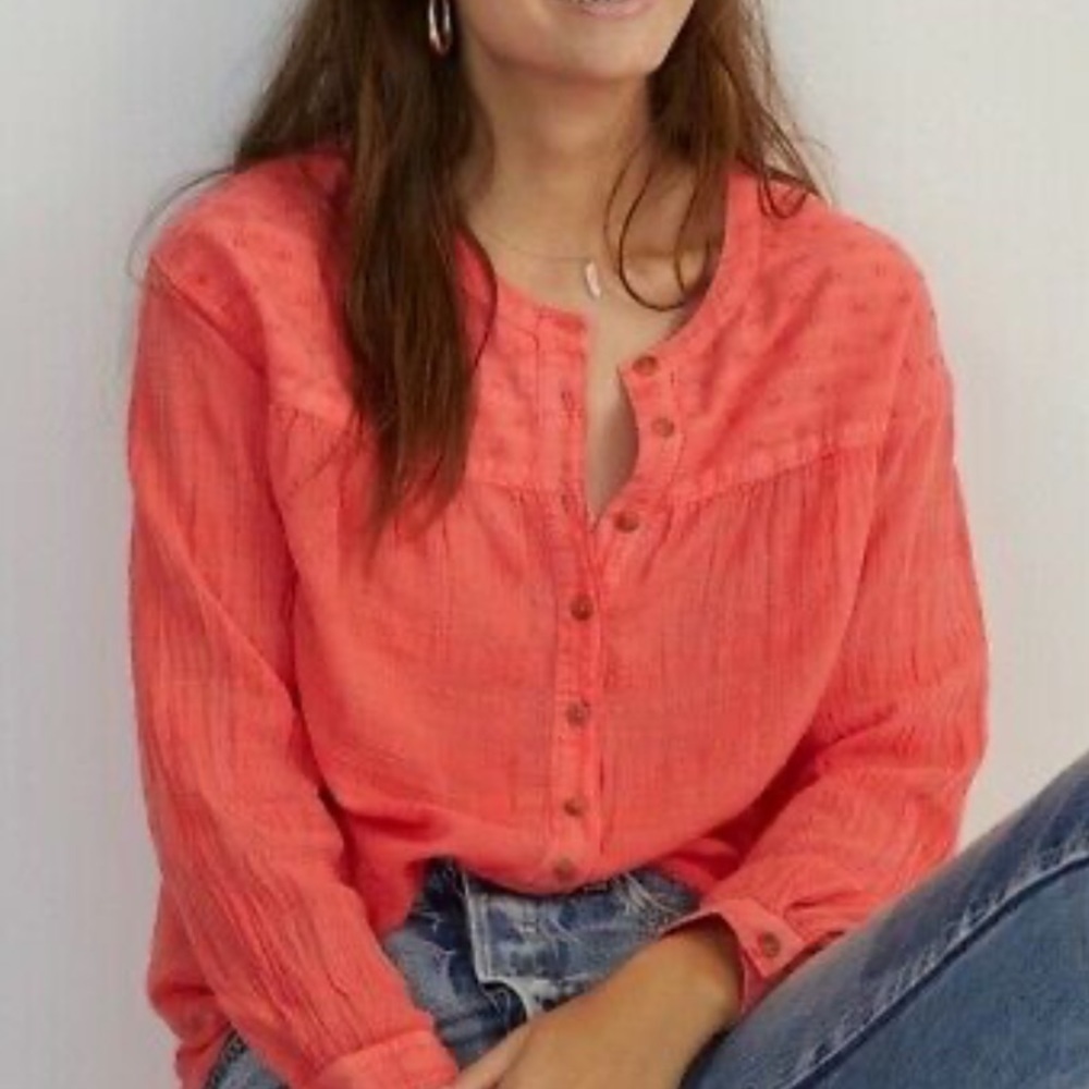 ANTHROPOLOGIE Pilcrow and the letterpress coral button down tunic blouse